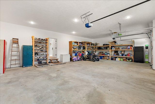 7654 Burrstone Drive, Caledonia, MI 49316