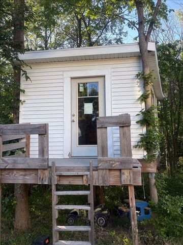 7654 Burrstone Drive, Caledonia, MI 49316