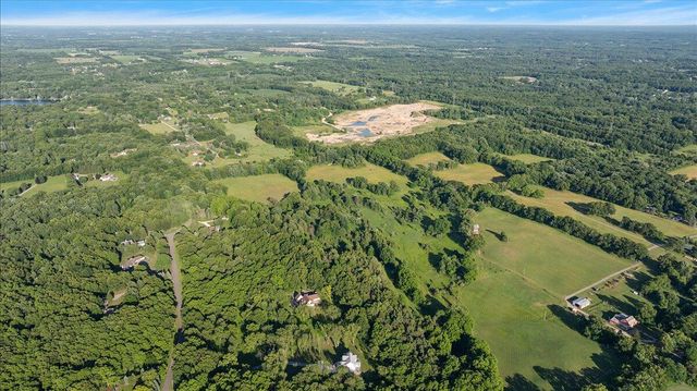 7654 Burrstone Drive, Caledonia, MI 49316