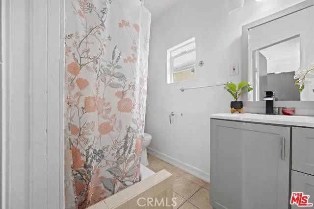 2210 Clyde, Los Angeles, CA 90016