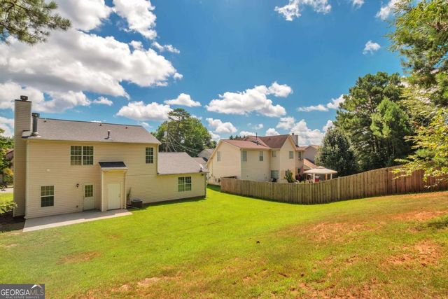3945 Compton Pointe, Ellenwood, GA 30294