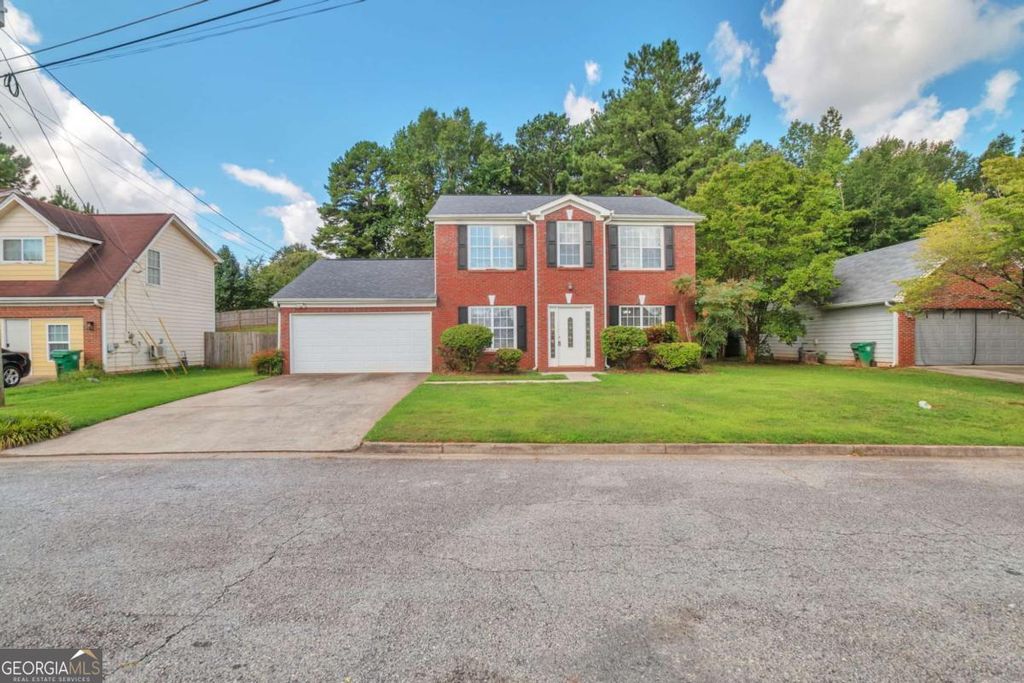 3945 Compton Pointe, Ellenwood, GA 30294