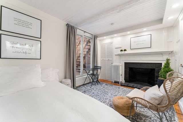 36R Joy St 3, Boston, MA 02114