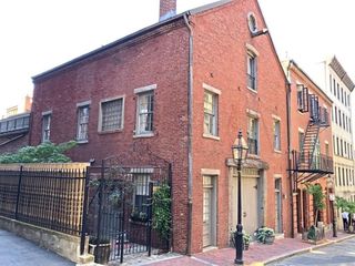 36R Joy St 3, Boston, MA 02114