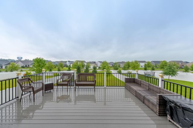 18056 Hartlin Avenue, Lakeville, MN 55044
