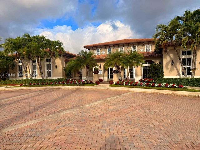 22301 SW 88th Pl 104-3, Cutler Bay, FL 33190