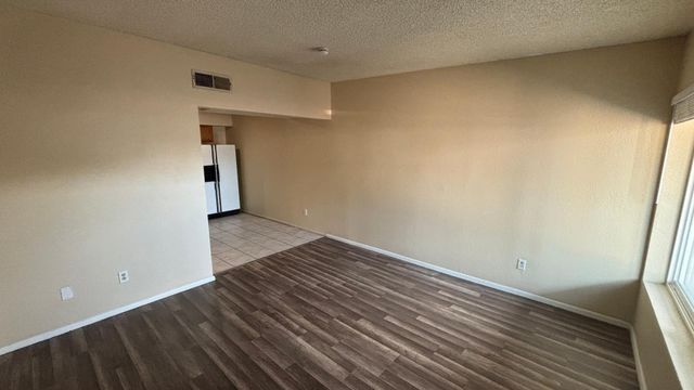 1301 W 3rd Street Apt 2, Tempe, AZ 85281