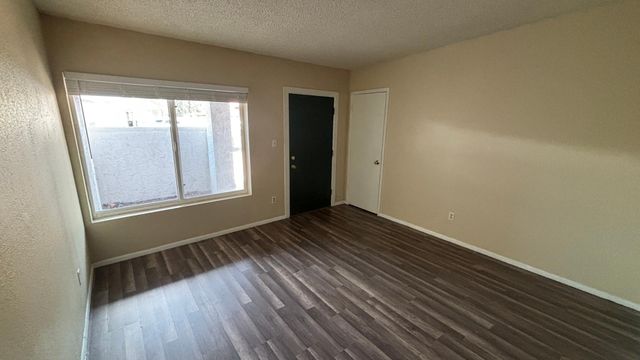 1301 W 3rd Street Apt 2, Tempe, AZ 85281