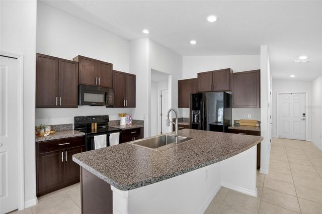 11936 MIRACLE MILE DRIVE, Riverview, FL 33578