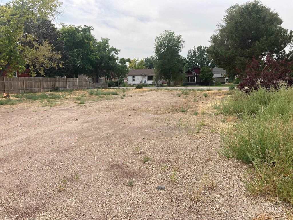 TBD Cleveland, Caldwell, ID 83605