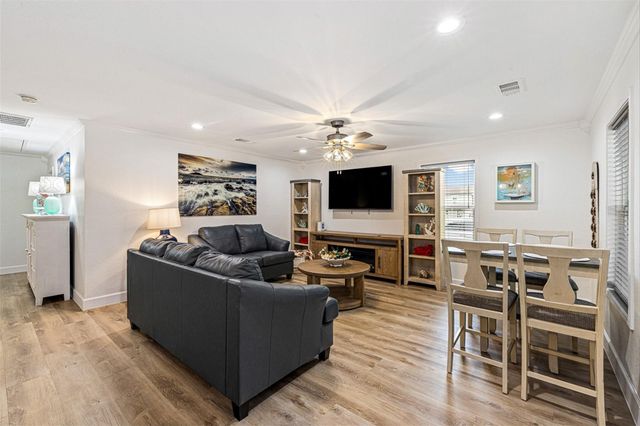 1602 55th Street, Galveston, TX 77551