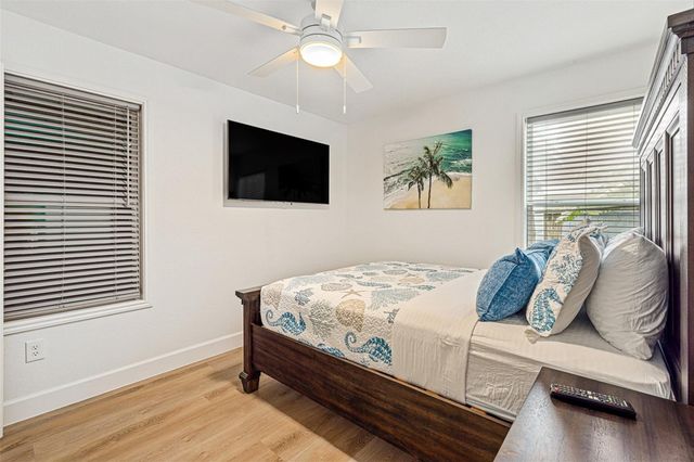 1602 55th Street, Galveston, TX 77551