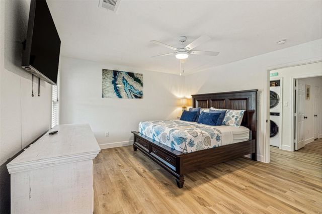 1602 55th Street, Galveston, TX 77551