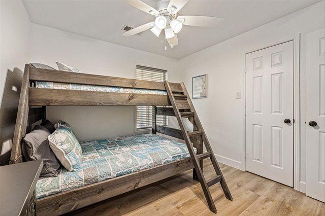 1602 55th Street, Galveston, TX 77551