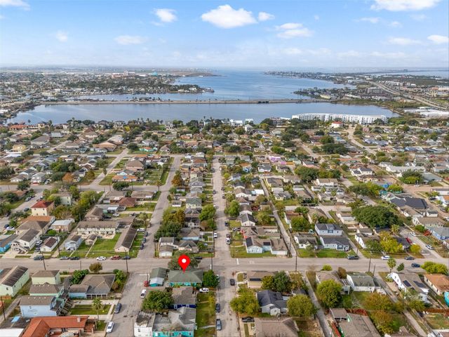 1602 55th Street, Galveston, TX 77551
