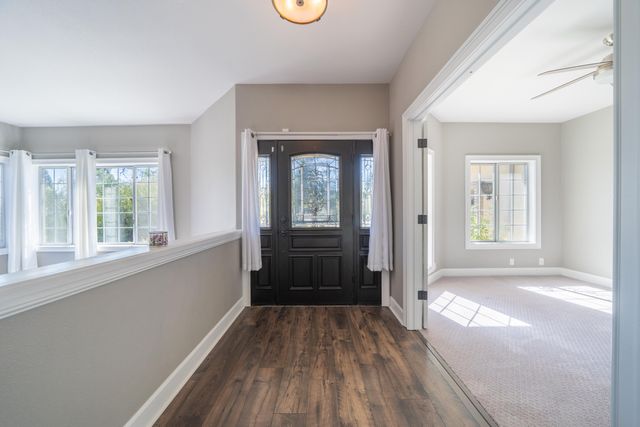 6116 Brassie Way, Redding, CA 96003