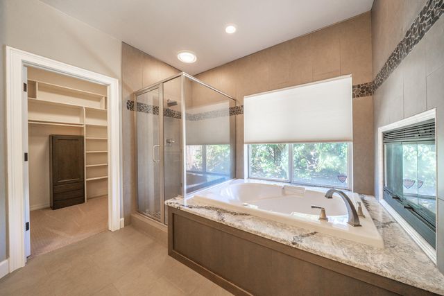 6116 Brassie Way, Redding, CA 96003