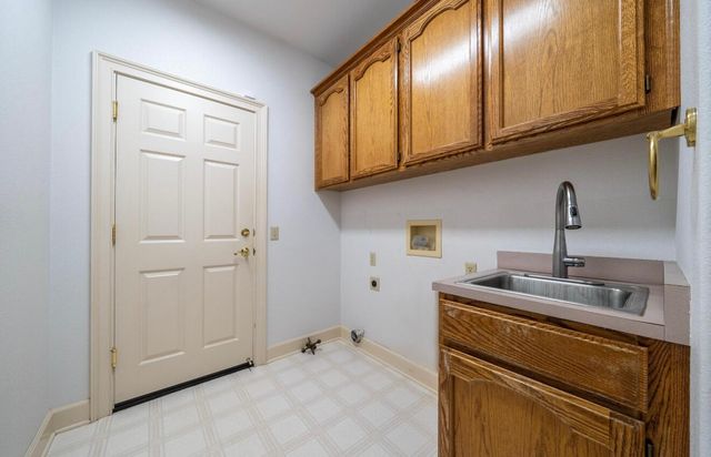 6116 Brassie Way, Redding, CA 96003