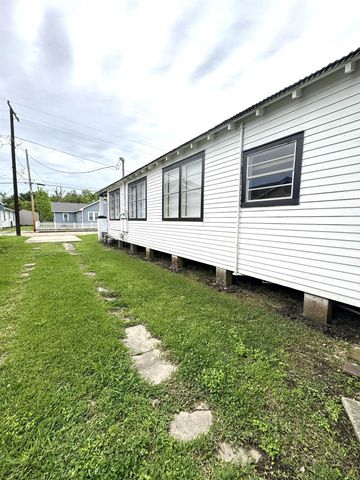 145 Cenac Street, Houma, LA 70364