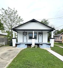 145 Cenac Street, Houma, LA 70364
