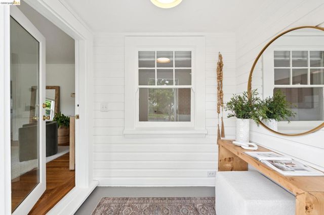 3021 California St, Oakland, CA 94602