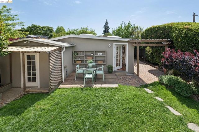 3021 California St, Oakland, CA 94602