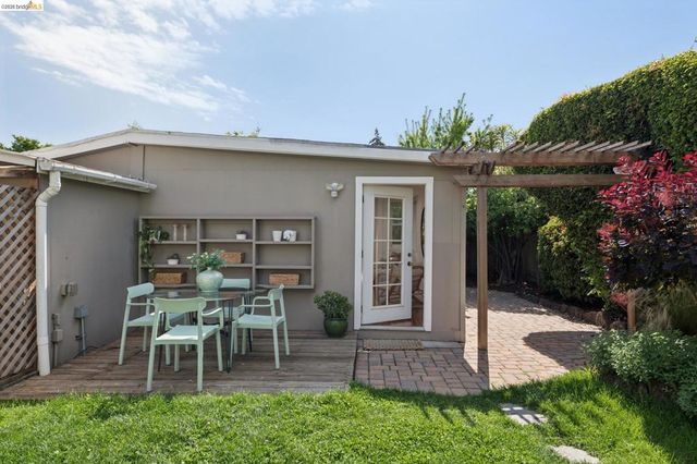 3021 California St, Oakland, CA 94602