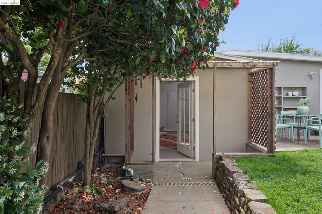 3021 California St, Oakland, CA 94602