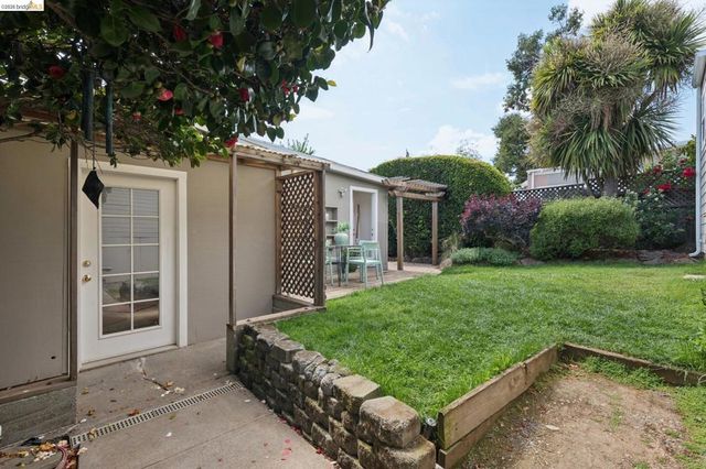 3021 California St, Oakland, CA 94602