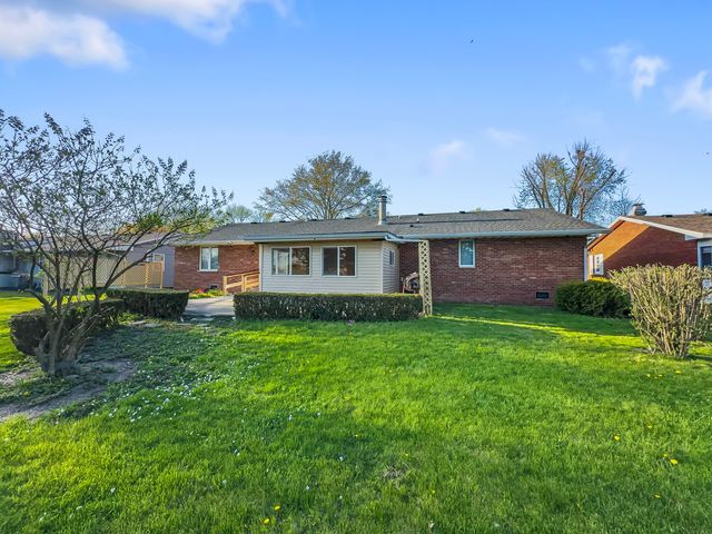 609 E Porter Avenue, Watseka, IL 60970