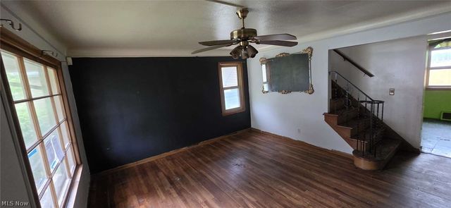 16415 Huntmere Avenue, Cleveland, OH 44110