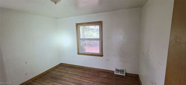 16415 Huntmere Avenue, Cleveland, OH 44110