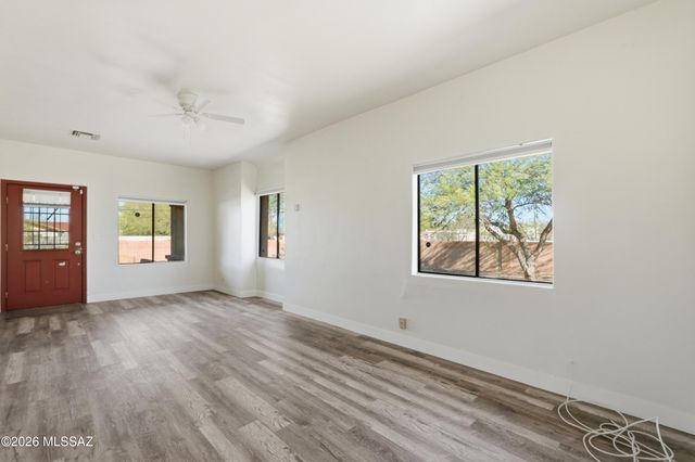468 E Delano Street, Tucson, AZ 85705