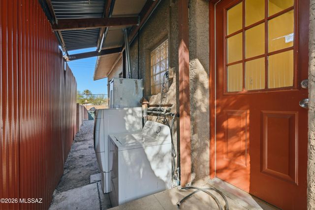 468 E Delano Street, Tucson, AZ 85705