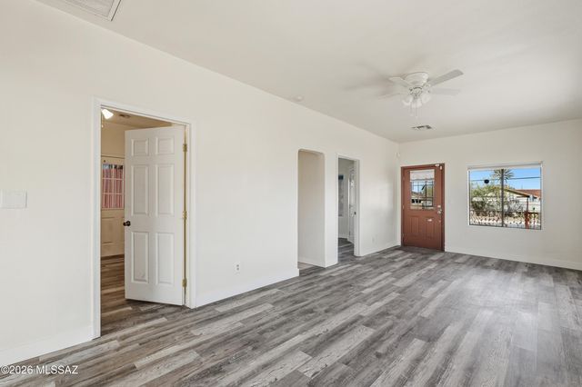 468 E Delano Street, Tucson, AZ 85705