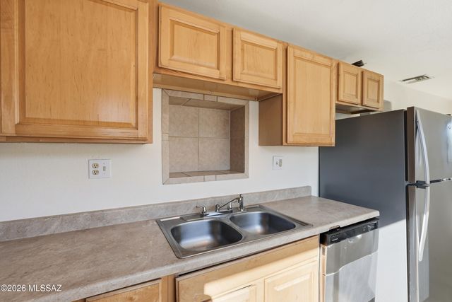 468 E Delano Street, Tucson, AZ 85705