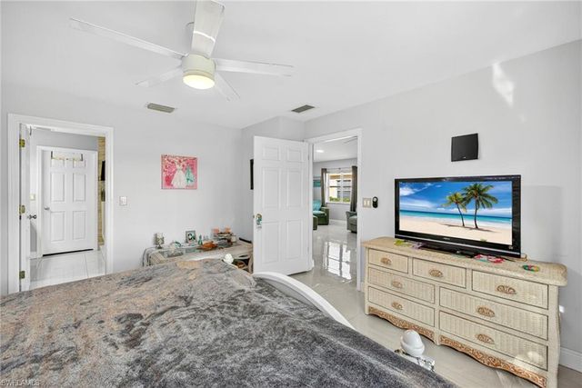 9321 Aegean CIR, Lehigh Acres, FL 33936