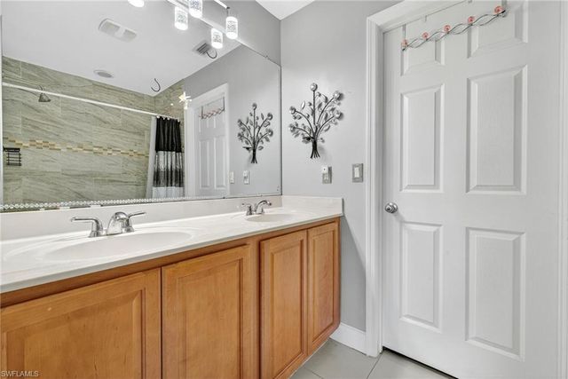 9321 Aegean CIR, Lehigh Acres, FL 33936