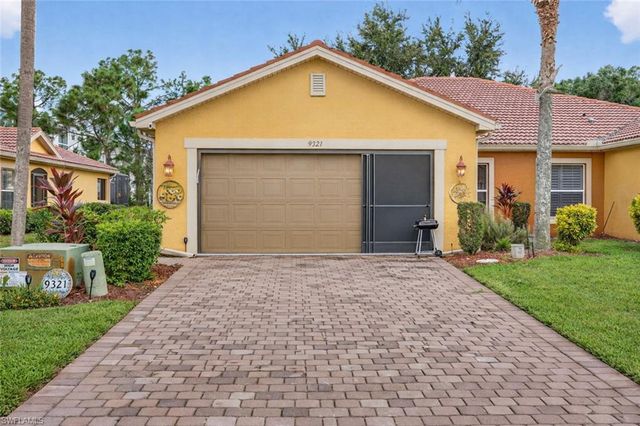 9321 Aegean CIR, Lehigh Acres, FL 33936