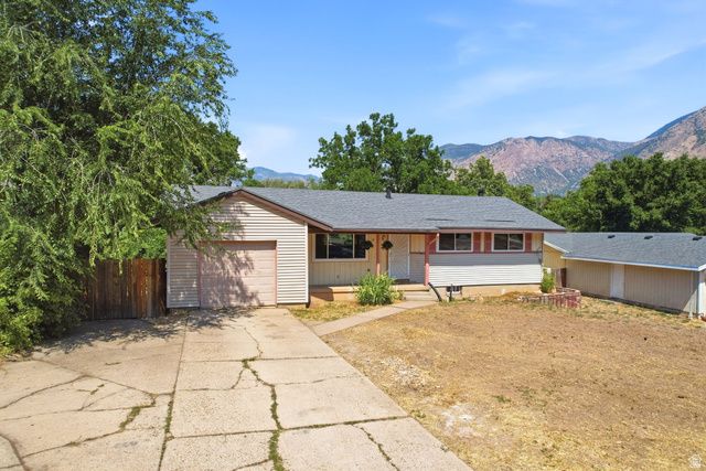 936 CHATELAIN RD, Ogden, UT 84403