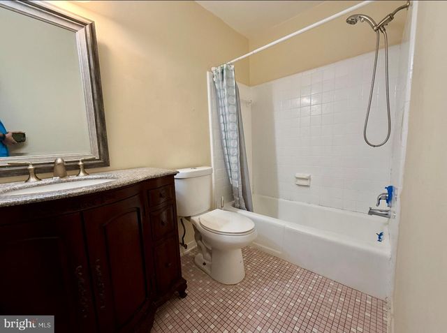 9531 BURDETT RD, Burke, VA 22015