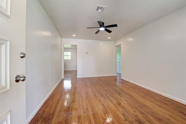 2837 SW 53rd Street, Oklahoma City, OK 73119