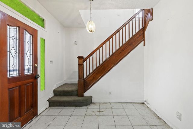 2818 LINGANORE AVE, Baltimore, MD 21234