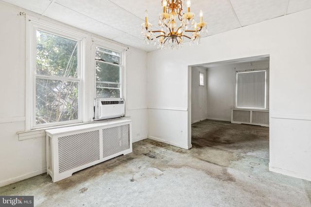 2818 LINGANORE AVE, Baltimore, MD 21234