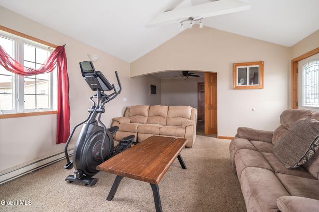 754 NY-30A, Esperance, NY 12035