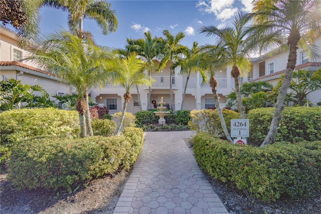 Image 26 of property listing at 4264 CENTRAL SARASOTA PARKWAY 117, Sarasota, FL 34238