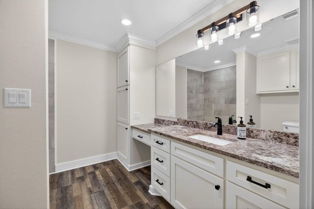 525 Charmaine Drive E, Woodville, TX 75979