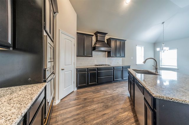 2133 Lake Pine Drive, Little Elm, TX 75068