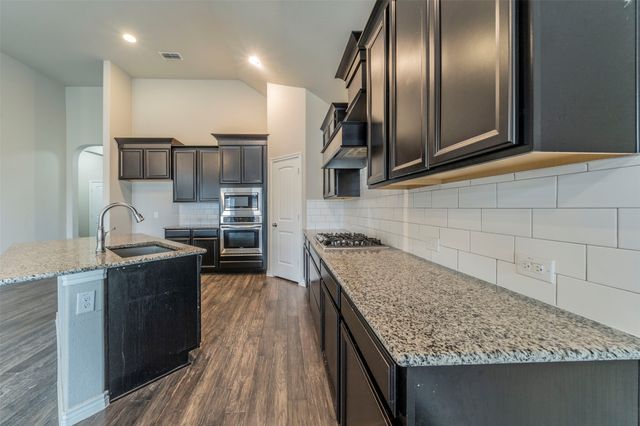 2133 Lake Pine Drive, Little Elm, TX 75068