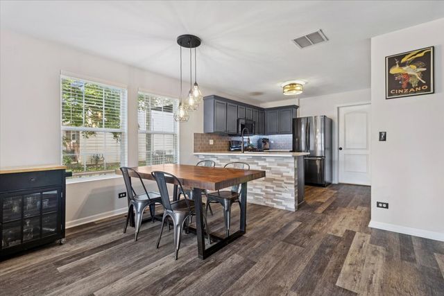 60 Wingate Drive 60, Oswego, IL 60543